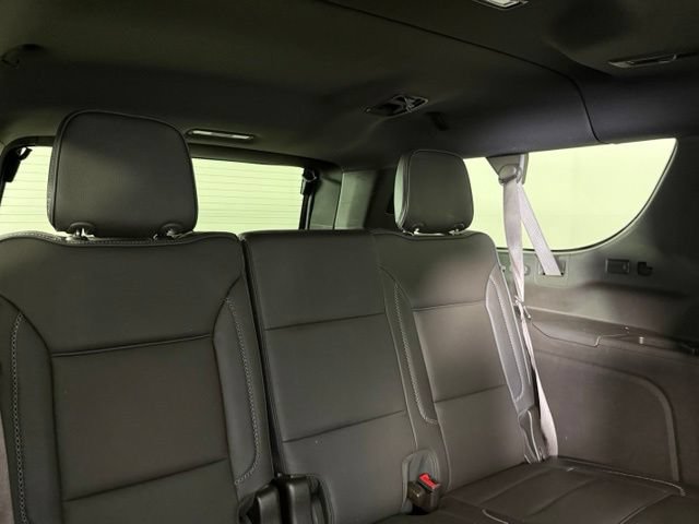Used 2023 GMC Yukon XL Denali RWD image 31