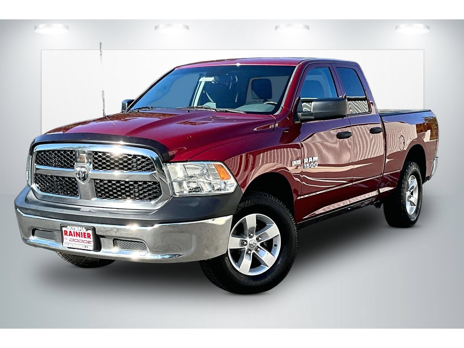 Used 2015 RAM 1500 ST w/ SXT Appearance Group AWD/4WD image 2