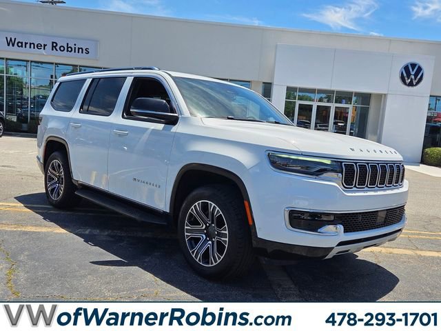 Used 2024 Jeep Wagoneer Series II w/ Flexible Seating Group RWD image 1