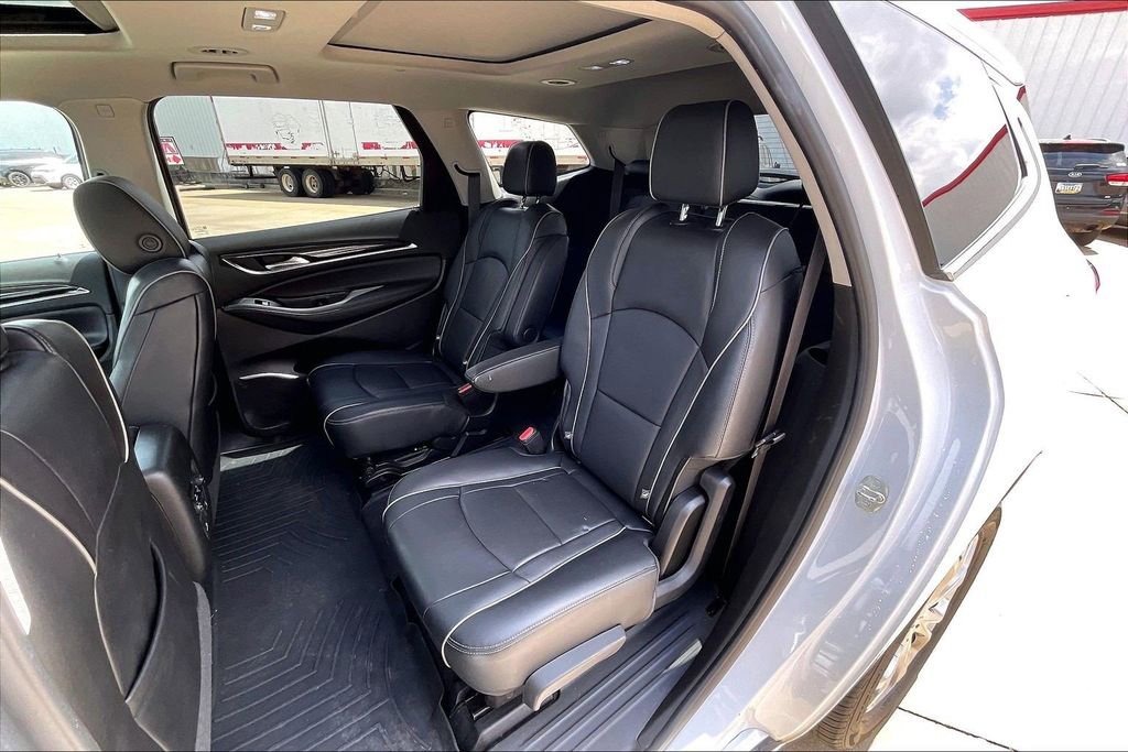 Used 2019 Buick Enclave Avenir w/ LPO, Cargo Package FWD image 25