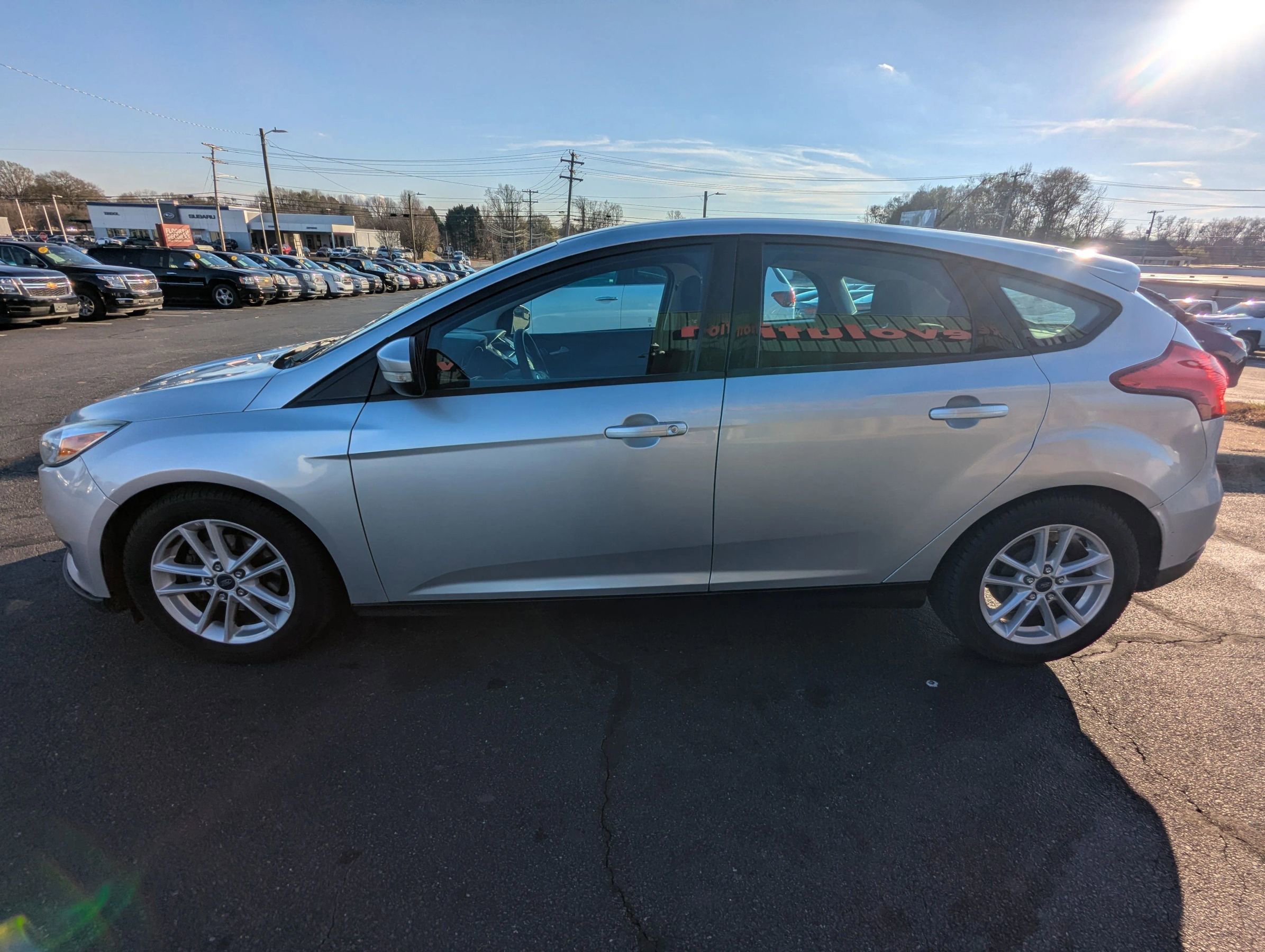 Used 2015 Ford Focus SE image 4