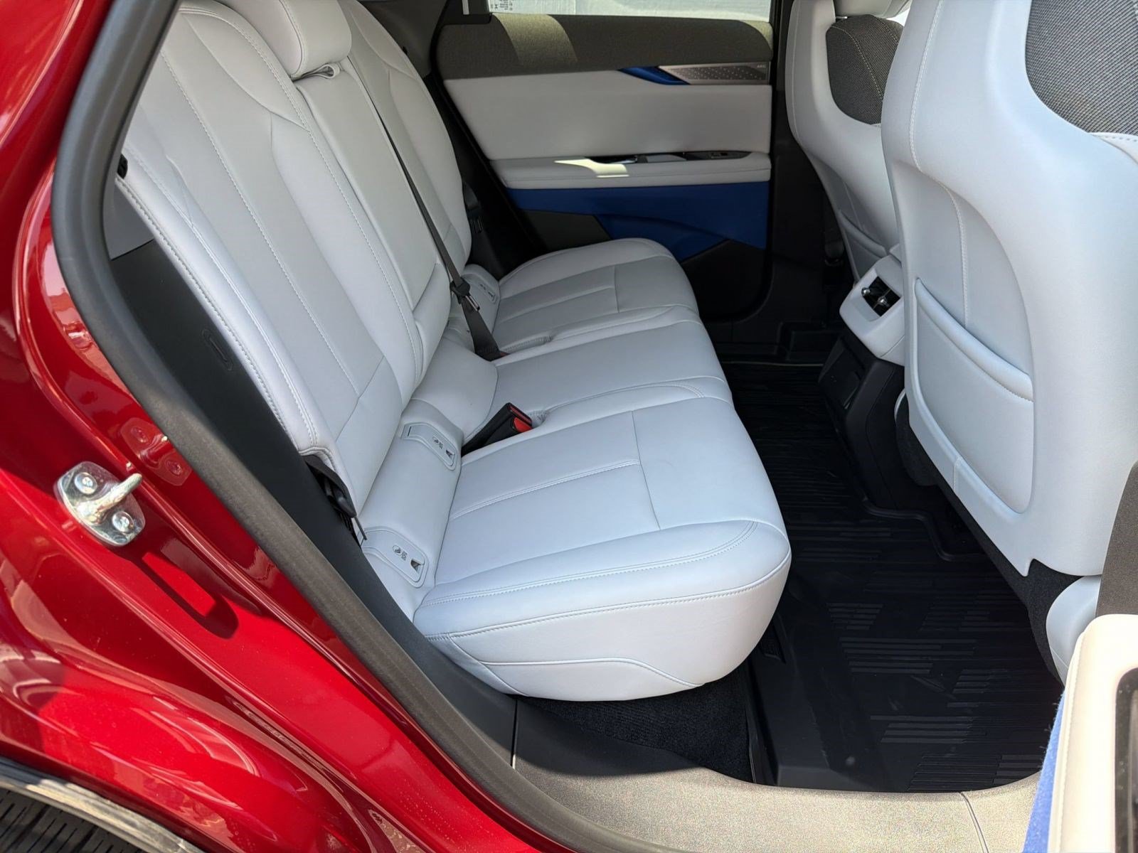 New 2026 Cadillac Optiq Sport 1 w/ LPO, Floor Liner Package RWD image 29