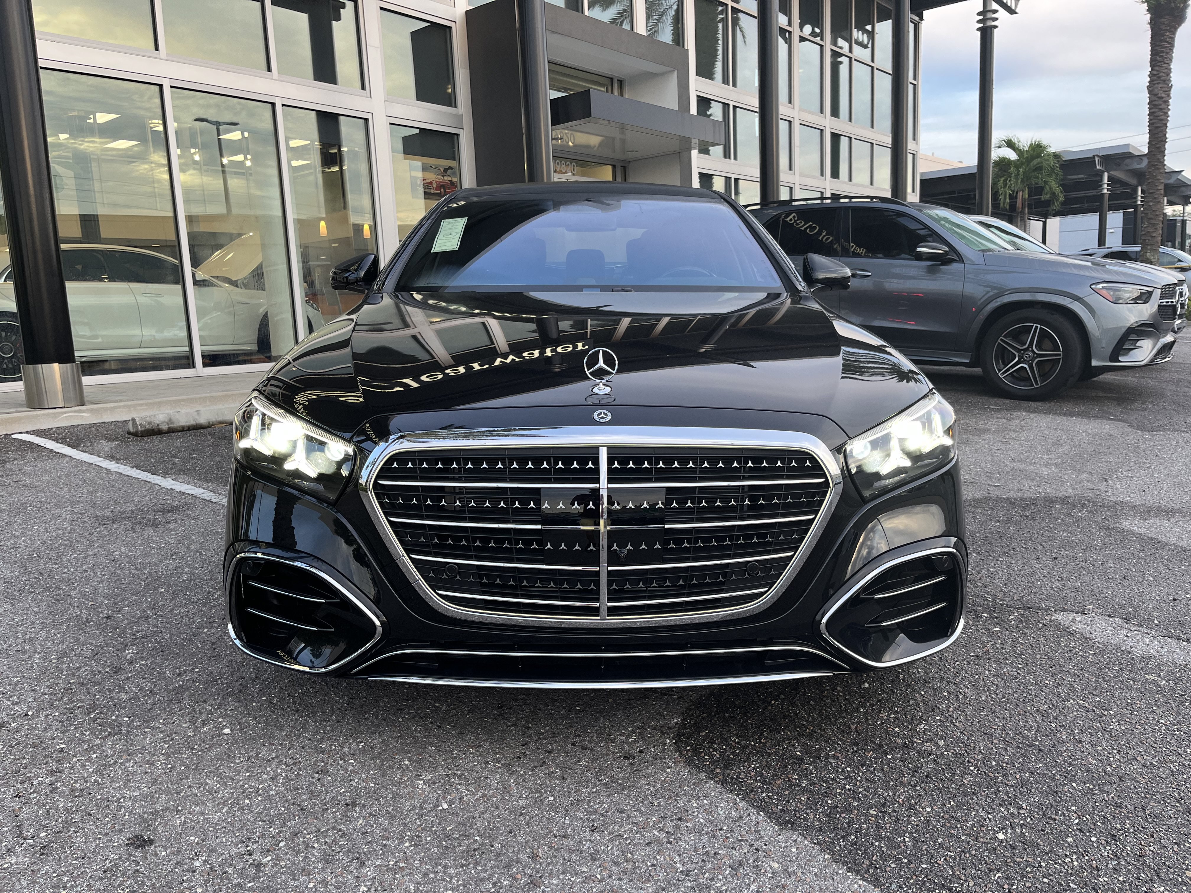 New 2027 Mercedes-Benz S 580 4MATIC Sedan image 10