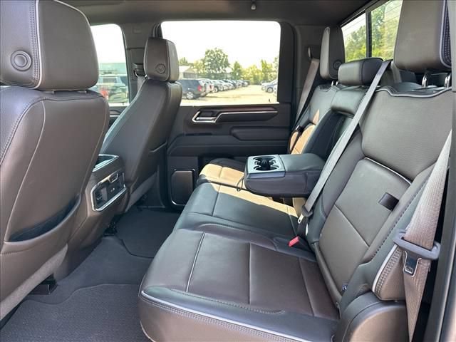 Used 2024 GMC Sierra 2500 Denali w/ Technology Package AWD/4WD image 22