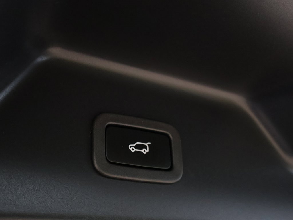 Used 2022 Land Rover Range Rover Westminster Edition image 23