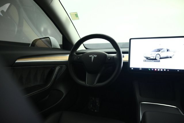 Used 2023 Tesla Model 3 Standard Range RWD image 38