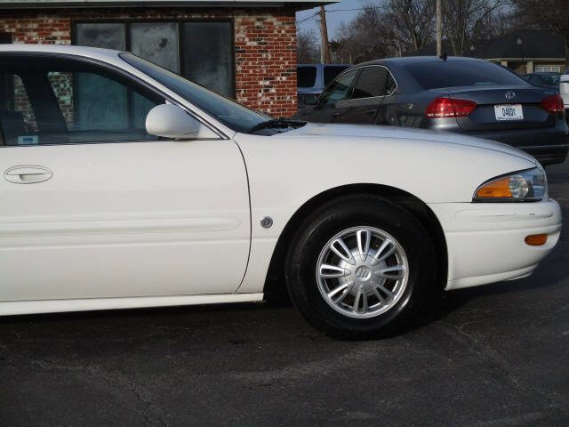 Used 2005 Buick Le Sabre Custom image 12