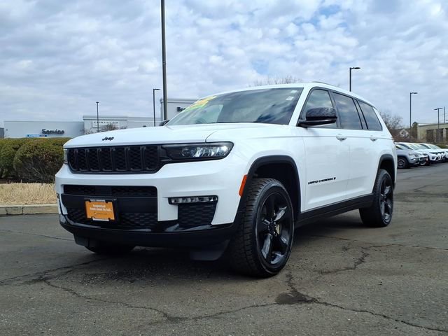 Certified 2023 Jeep Grand Cherokee L Limited w/ Black Appearance Package AWD/4WD image 7