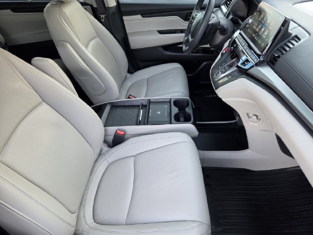 Used 2025 Honda Odyssey EX-L image 12