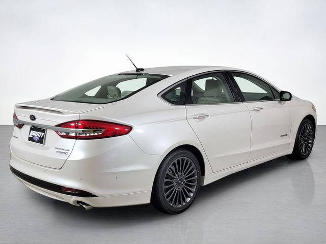 Used 2018 Ford Fusion Platinum FWD image 3