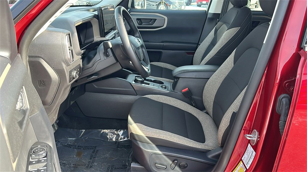 Used 2025 Ford Bronco Sport Big Bend w/ Convenience Package image 13