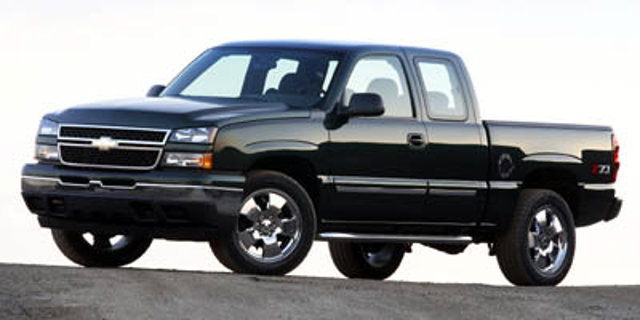 Used 2006 Chevrolet Silverado 1500 W/T w/ Light Duty Power Package AWD/4WD image 1