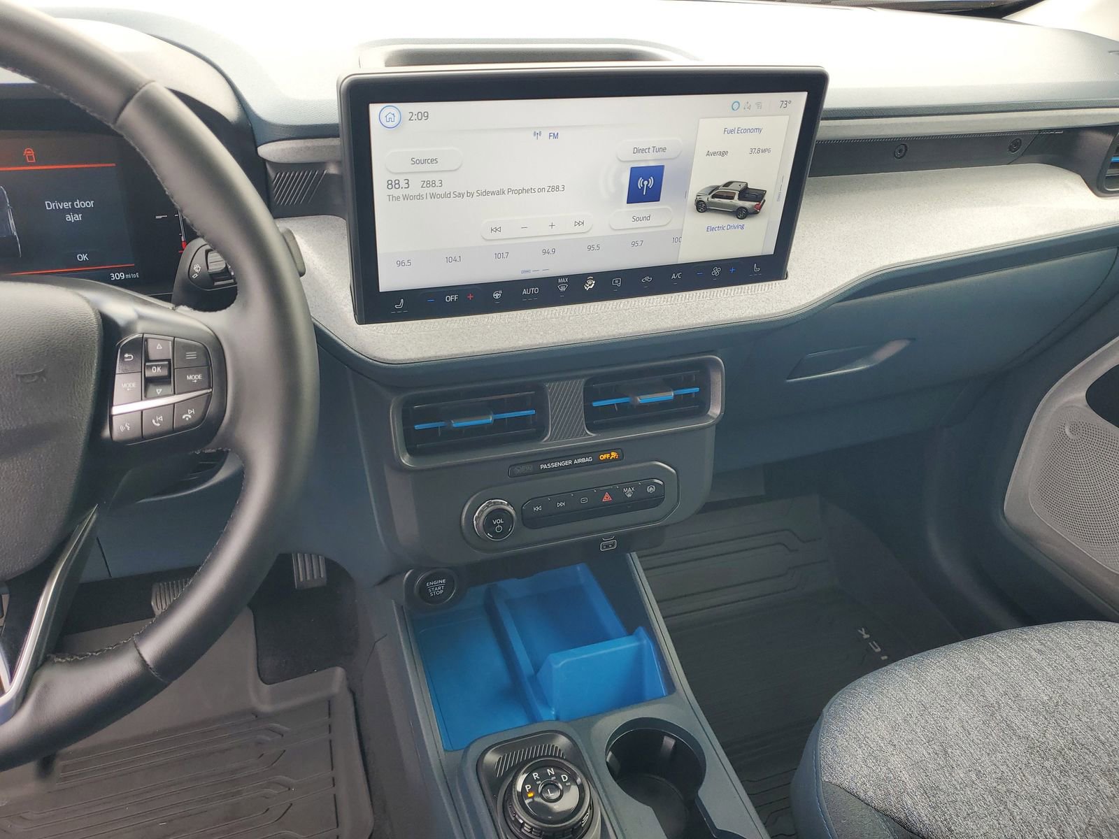 Certified 2025 Ford Maverick XLT w/ Equipment Group 301A image 21