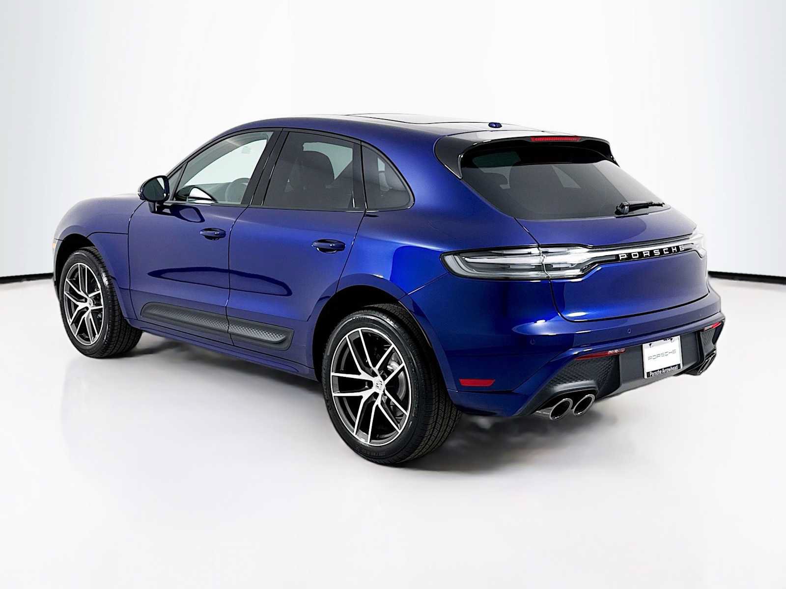 New 2026 Porsche Macan AWD/4WD image 3