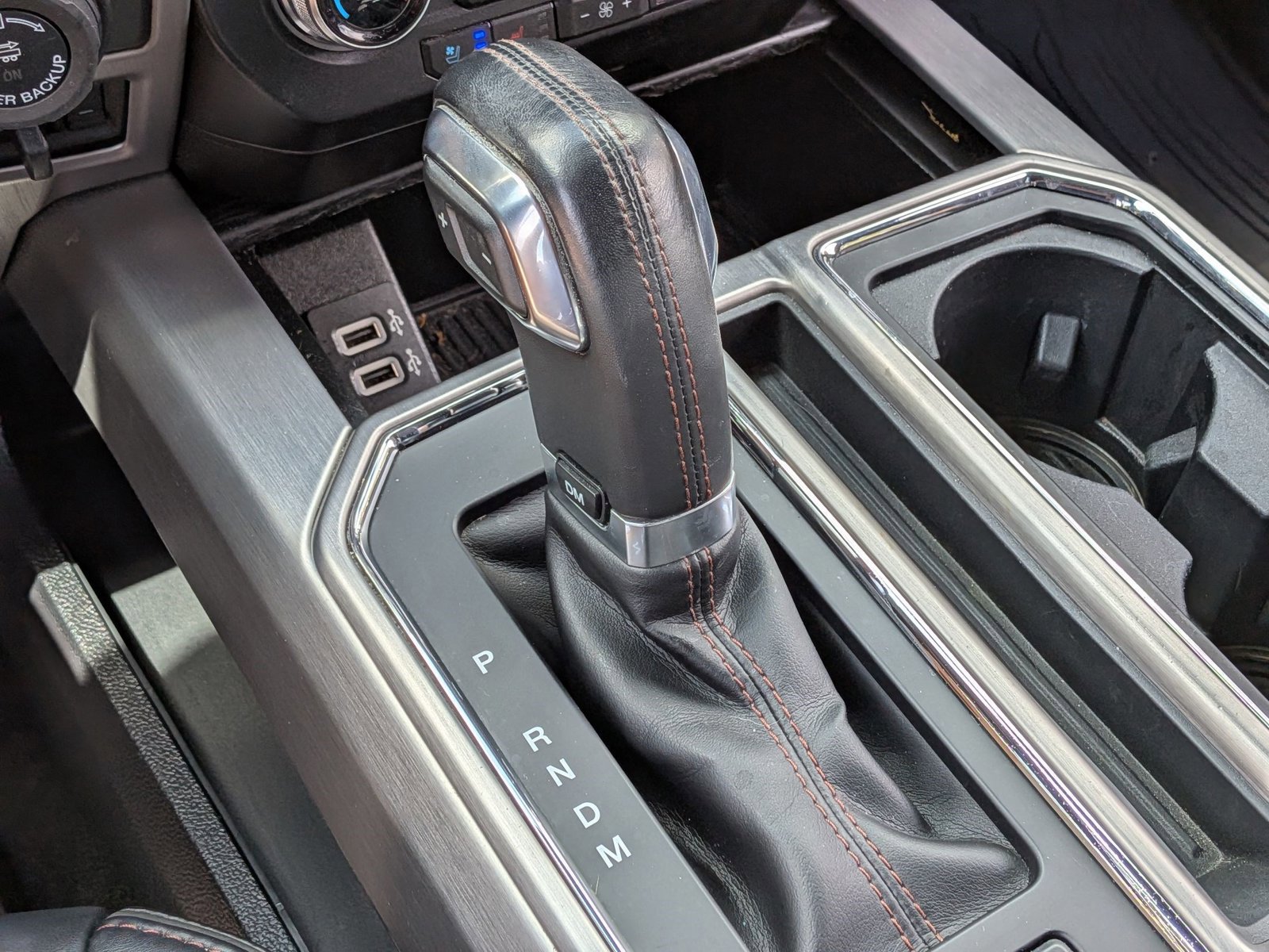 Used 2019 Ford F150 Platinum w/ Equipment Group 701A Luxury image 12