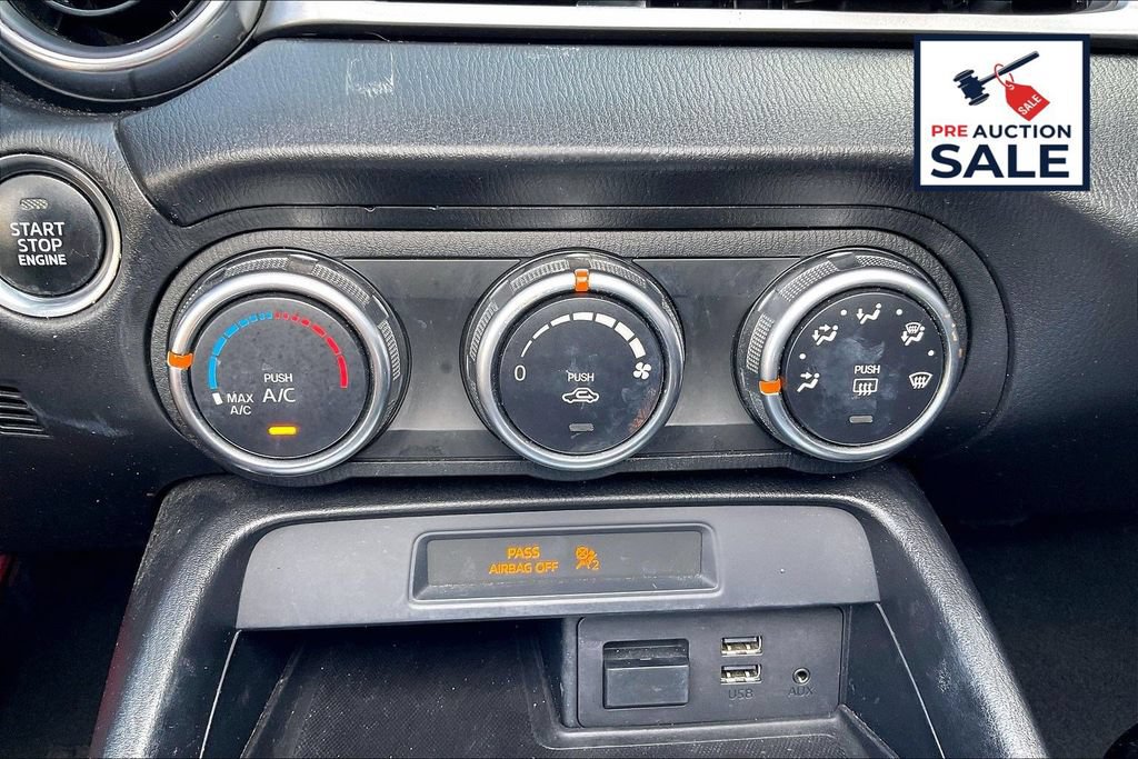 Used 2018 FIAT 124 Spider Classica w/ Technology & Siriusxm Group RWD image 30