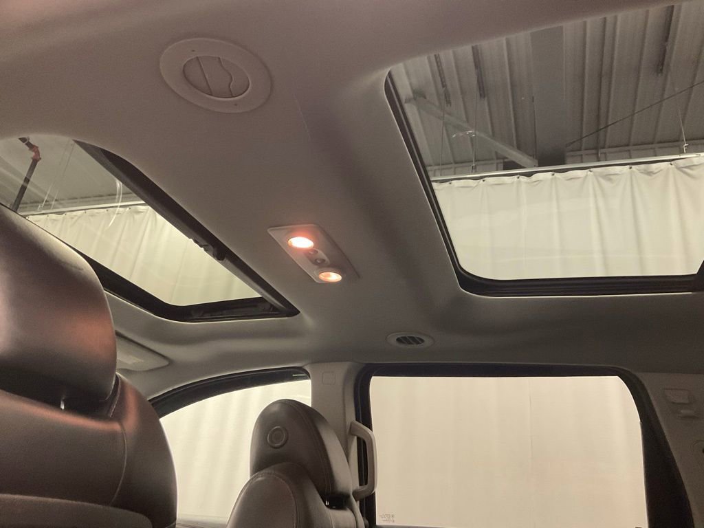 Used 2015 Chevrolet Traverse LT image 37