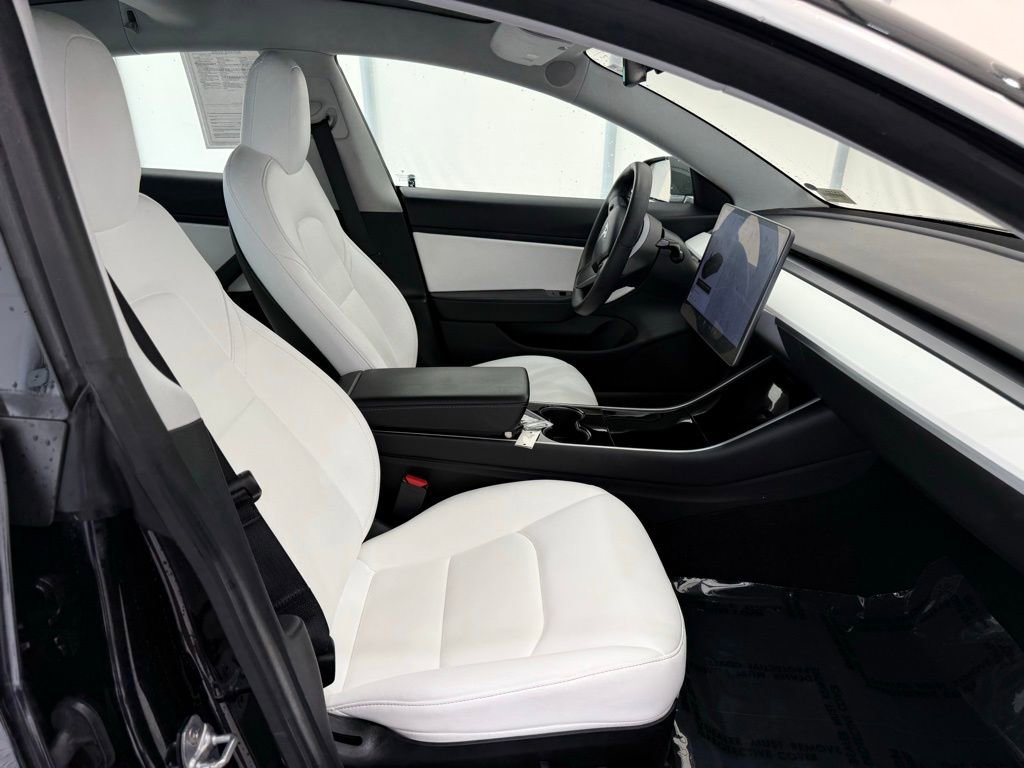 Used 2020 Tesla Model 3 Performance image 19