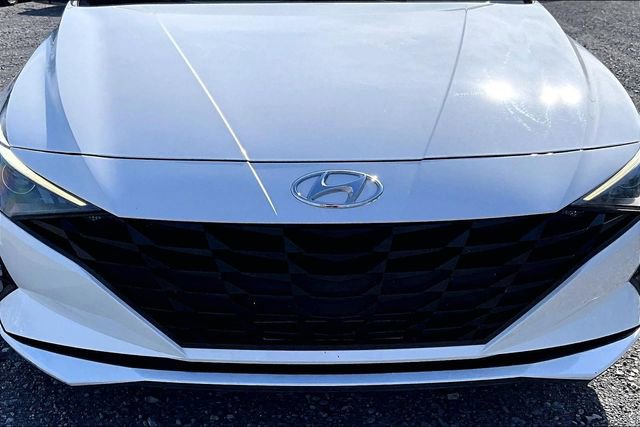 Used 2023 Hyundai Elantra SEL image 27