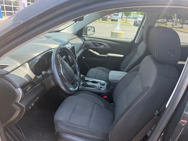 Used 2018 Chevrolet Traverse LT FWD image 3
