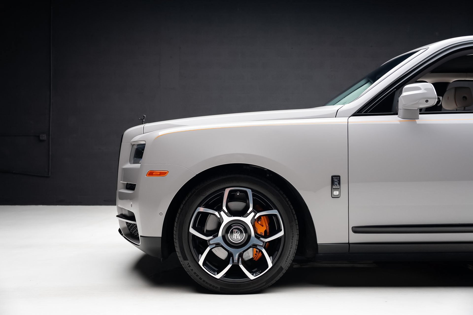 Used 2024 Rolls-Royce Cullinan Black Badge w/ Driver's Package AWD/4WD image 19