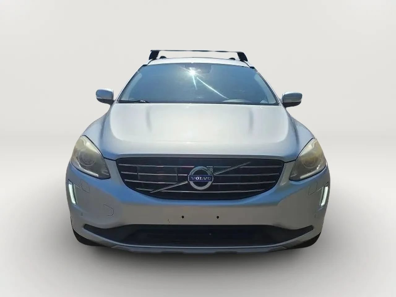Used 2016 Volvo XC60 T6 Platinum w/ Climate Package AWD/4WD image 4