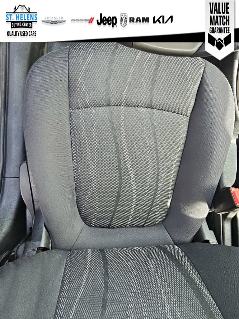 Used 2015 Chevrolet Sonic LT FWD image 17
