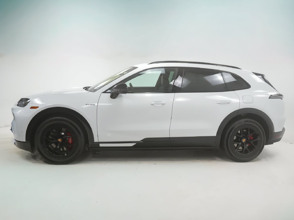 New 2026 Porsche Cayenne S AWD/4WD image 2