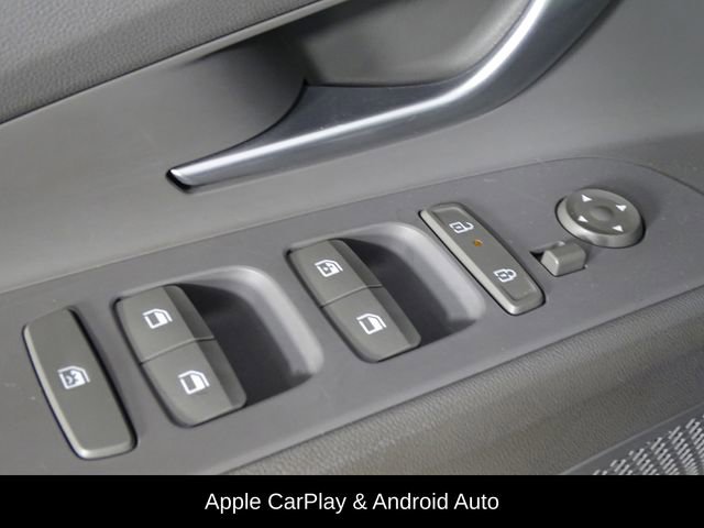 Used 2024 Hyundai Elantra SEL FWD image 17