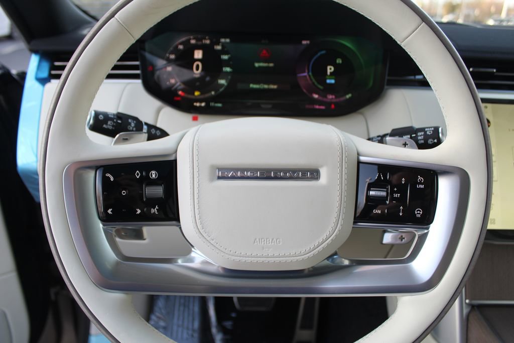 New 2026 Land Rover Range Rover SE image 14