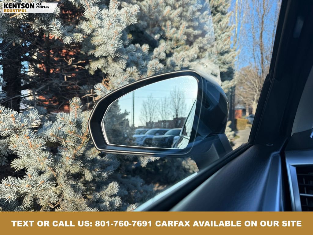 Used 2025 Volkswagen Taos SE image 22