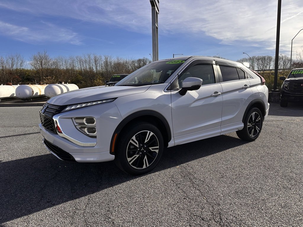 Used 2023 Mitsubishi Eclipse Cross SEL video 2