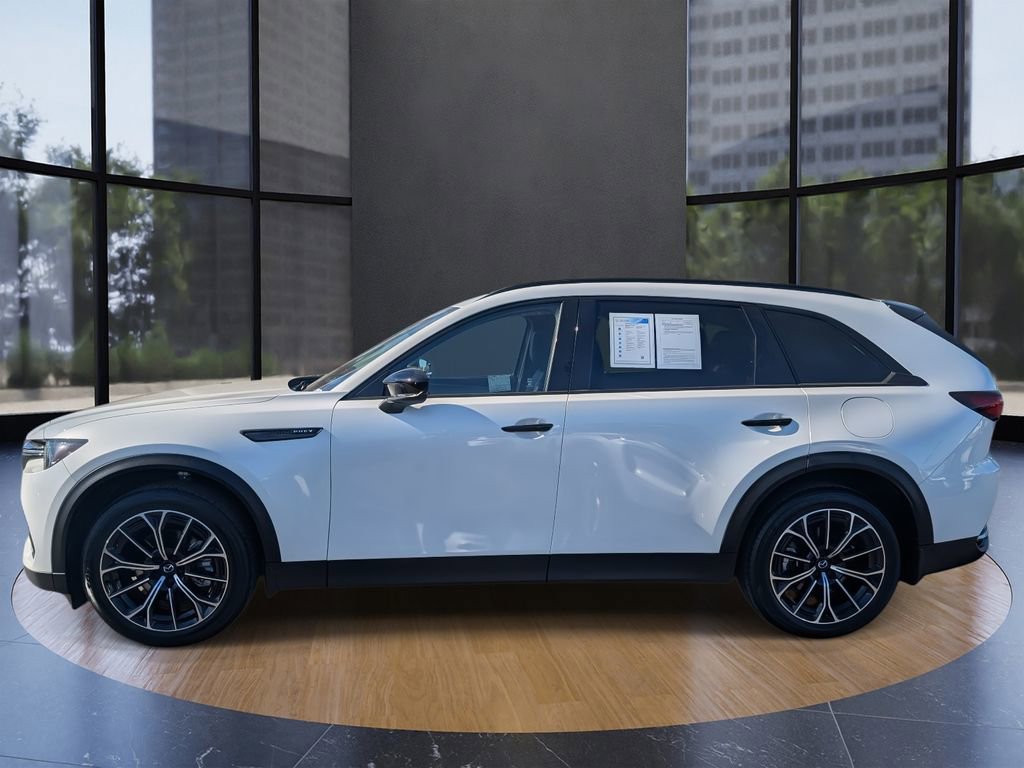 Certified 2025 MAZDA CX-70 Plug-In Hybrid w/ Premium Pkg AWD/4WD image 6