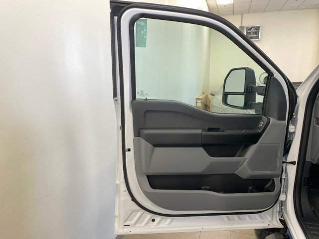 New 2025 Ford F350 XL w/ XL Chrome Package AWD/4WD image 11