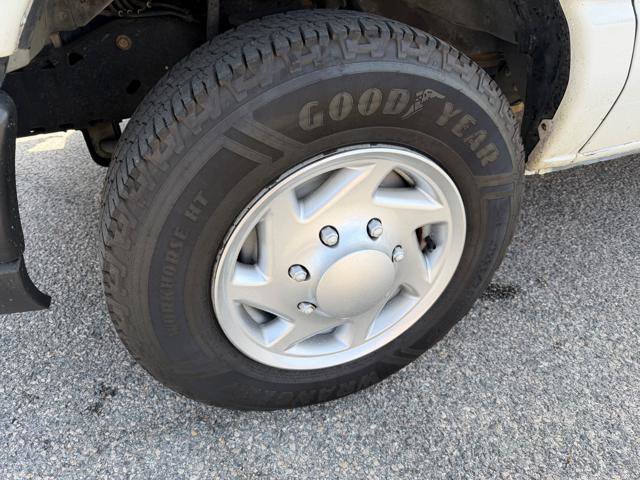 Used 2013 Ford E-150 and Econoline 150 RWD image 37