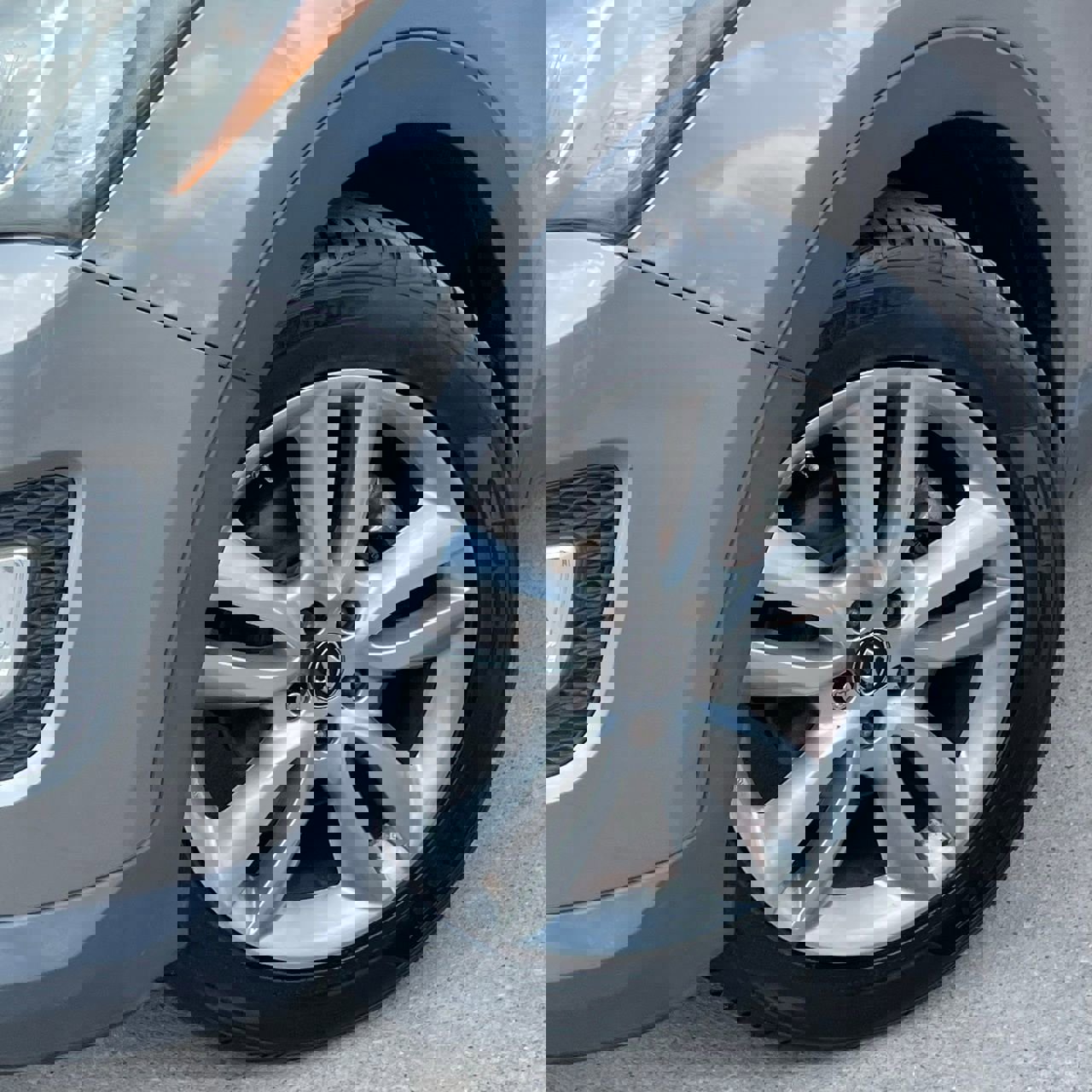 Used 2013 Hyundai Santa Fe Sport 2.0T image 8