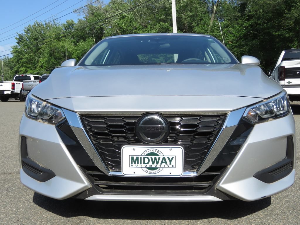 Used 2020 Nissan Sentra SV FWD image 2