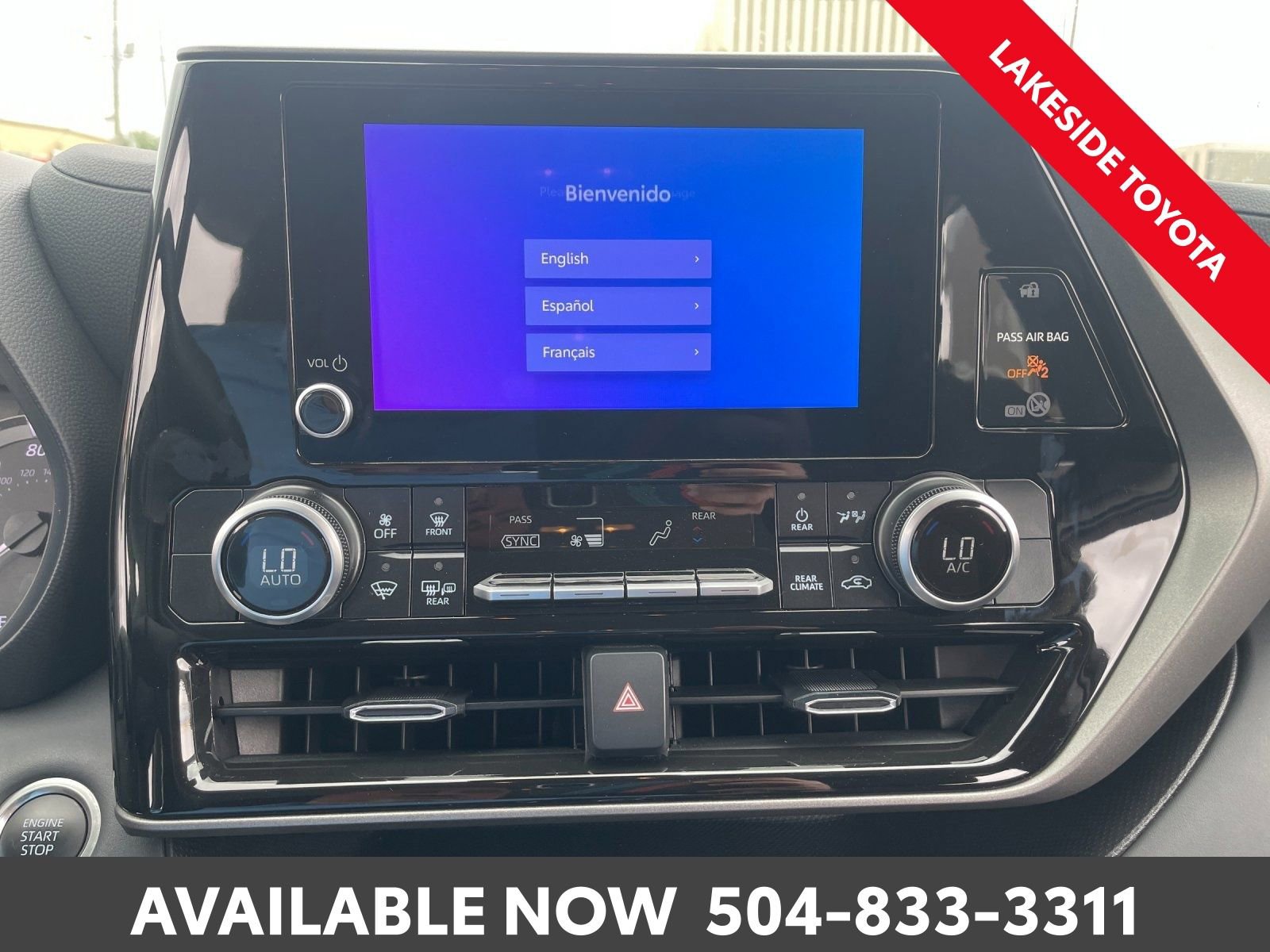 Used 2025 Toyota Highlander LE image 32