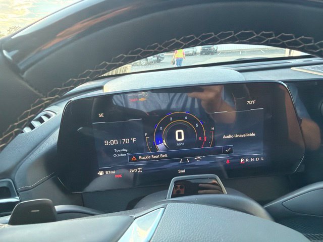 New 2027 Chevrolet Traverse Z71 w/ Enhanced Driving Package AWD/4WD image 30