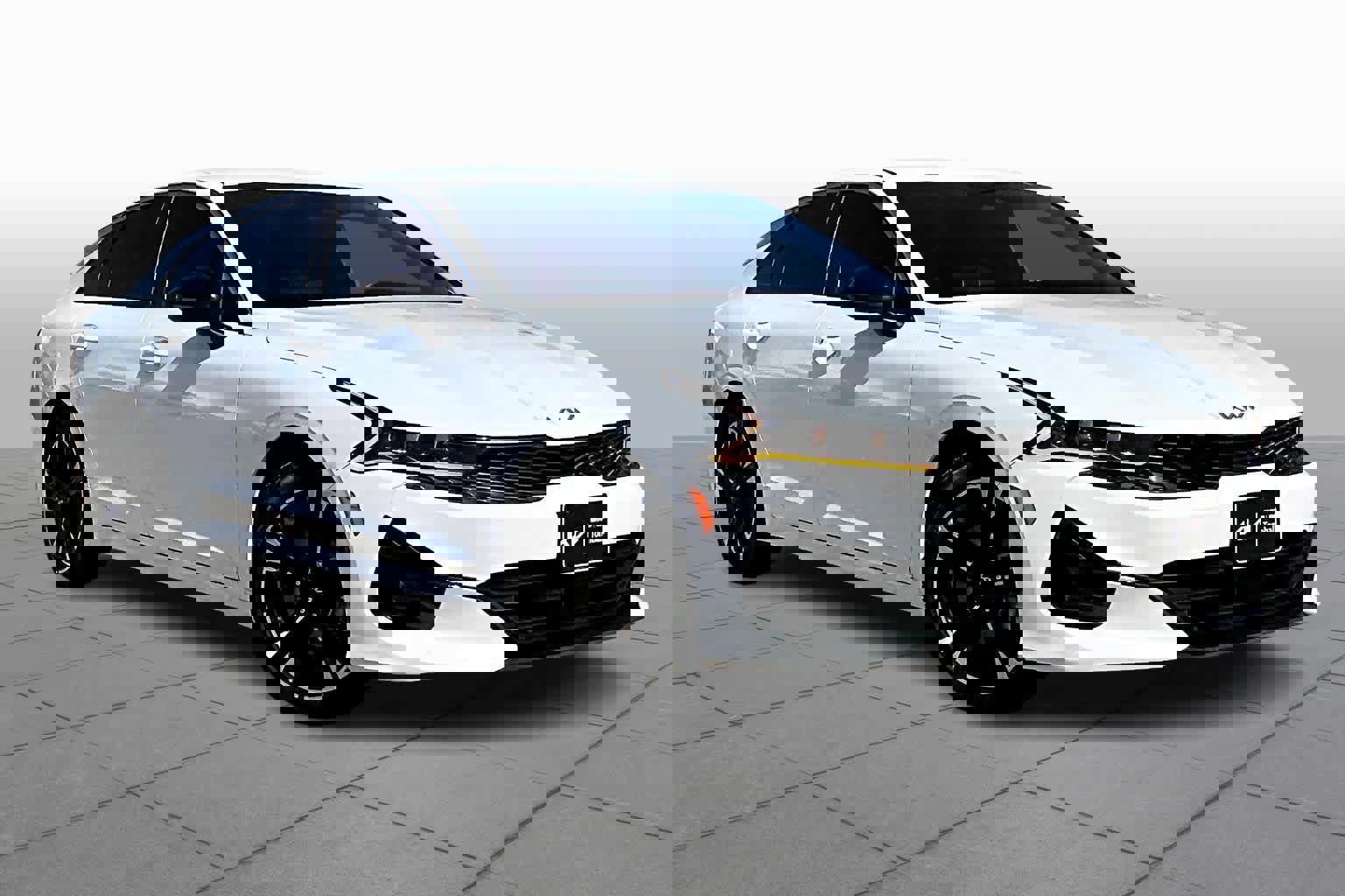 Used 2024 Kia K5 GT-Line w/ GT-Line Premium Package image 2