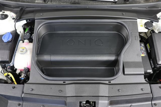 Used 2023 Hyundai Ioniq 6 SEL w/ Cargo Package image 24