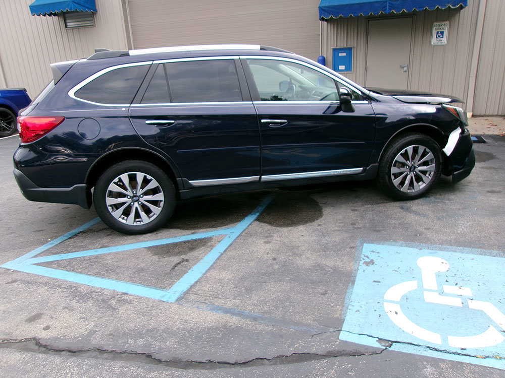 Used 2018 Subaru Outback 2.5i Touring image 7