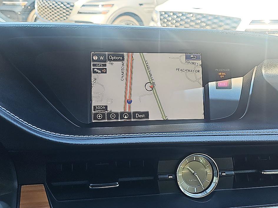 Used 2015 Lexus ES 300h w/ Navigation System Package FWD image 26