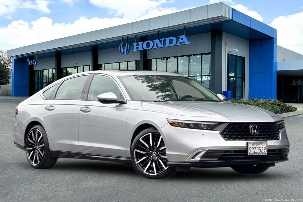 Certified 2025 Honda Accord Touring image 2