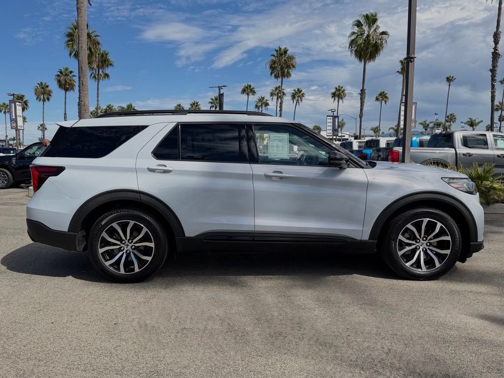Used 2026 Ford Explorer ST-Line RWD image 9