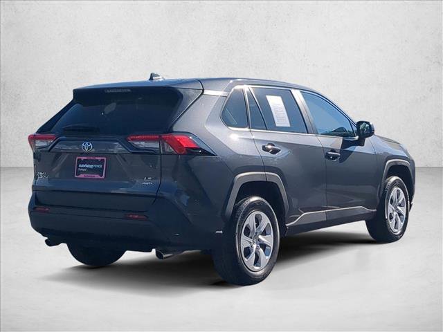 Used 2025 Toyota RAV4 LE image 5