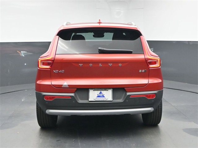 Used 2023 Volvo XC40 B5 Plus w/ Driver Assist Package image 7