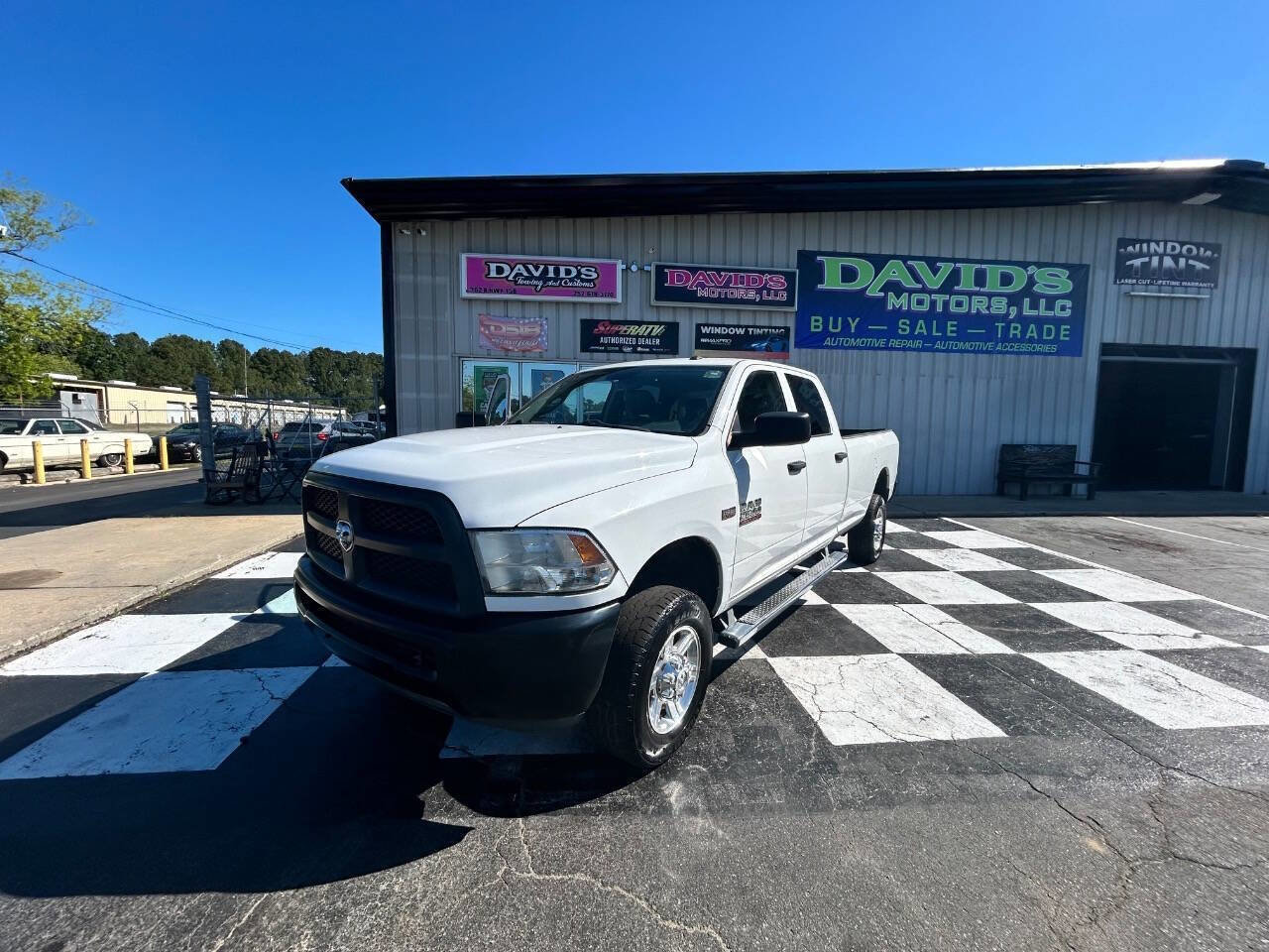 Used 2016 RAM 2500 Tradesman w/ Popular Equipment Group AWD/4WD image 3