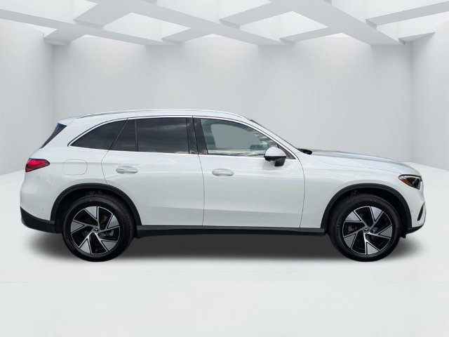 Used 2023 Mercedes-Benz GLC 300 w/ Exclusive Trim Package image 3