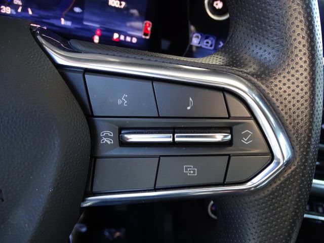 Certified 2025 Chevrolet Equinox EV LT FWD image 18